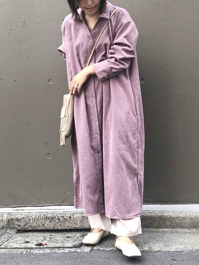 画像: 【CIAOPANIC TYPY】コーデュロイシャツワンピース 5,390円(税込)【CIAOPANIC TYPY】サテンイージースリットパンツ 5,390円(税込)