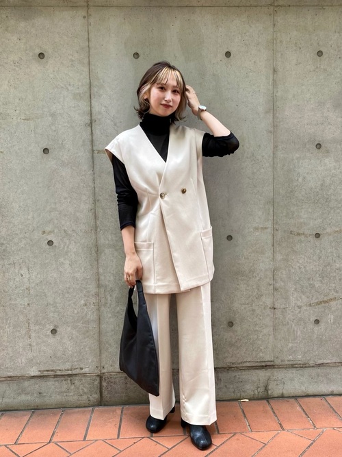 画像: 【CIAOPANIC】ベスト¥12,980（税込）【CIAOPANIC】パンツ¥10,450（税込）【CIAOPANIC】トートバッグ¥9,790（税込）【CIAOPANIC】ニット¥5,390（税込） 出典：WEAR
