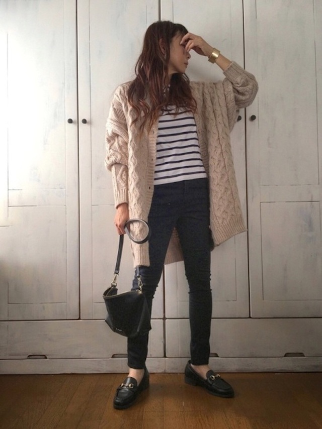 冬は 黒スキニー が大活躍 ゆるピタバランスで痩せ見えコーデ4選 Ftn Fashion Trend News ファッショントレンドニュースマガジン すべての人におしゃれする楽しさを