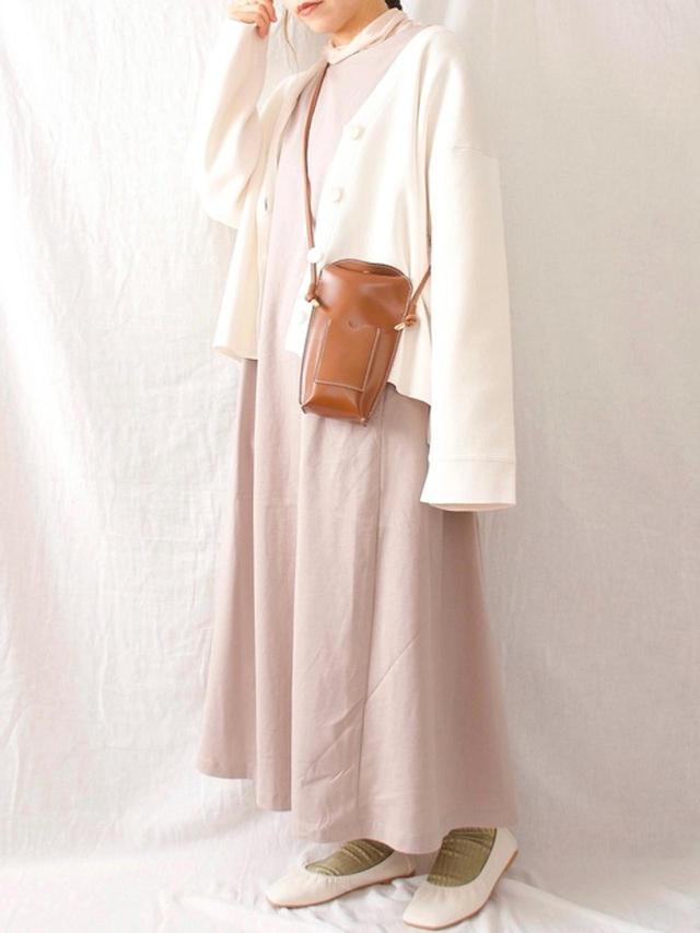 画像: 【GU】カーディガン、ワンピース、シューズ 出典:WEAR
