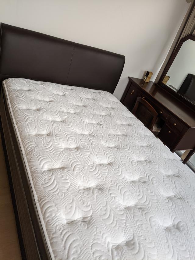 画像1: 大塚家具でベッド購入