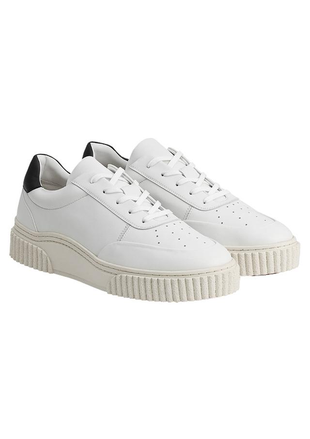 画像: チャンキースニーカ―¥13,999 出典:ftn