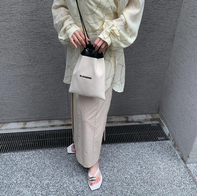 画像: 【ミニマリストさんにもおすすめ★ JIL SANDERのショルダーバッグ!】