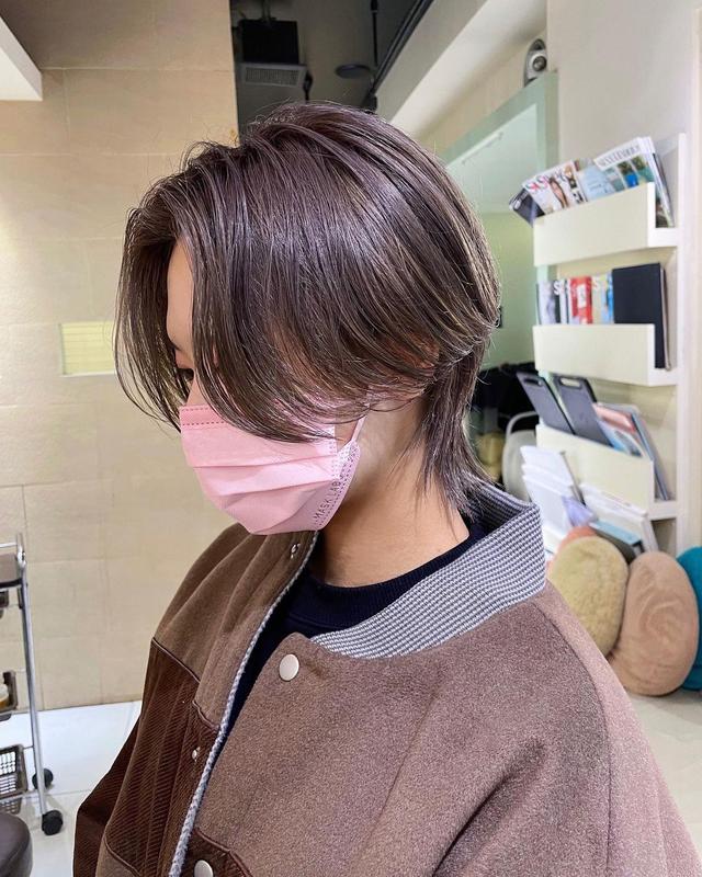 ウルフカットの前髪はどうする 雰囲気が変わる前髪スタイルを紹介 Ftn