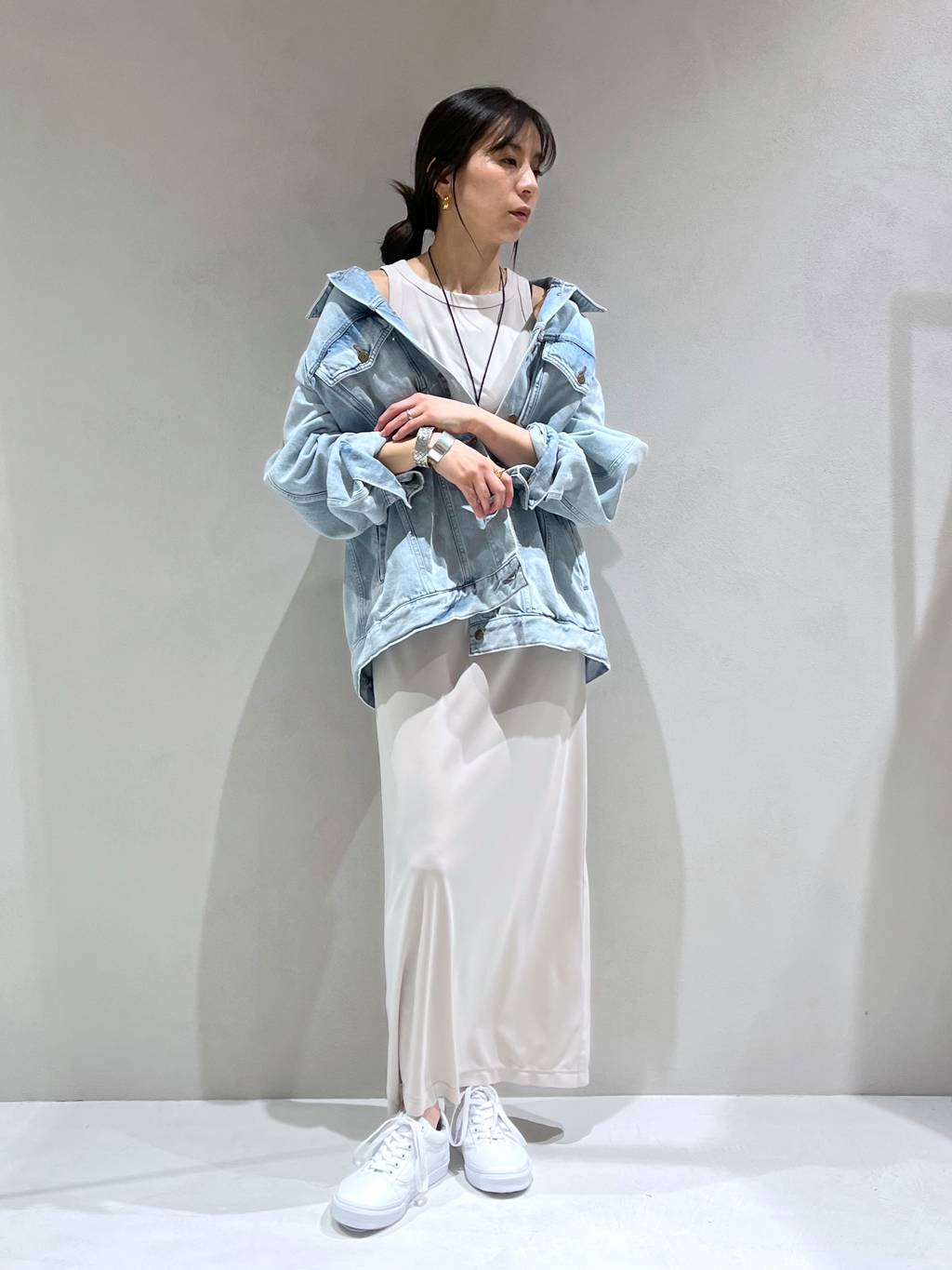 画像4: 出典：.st