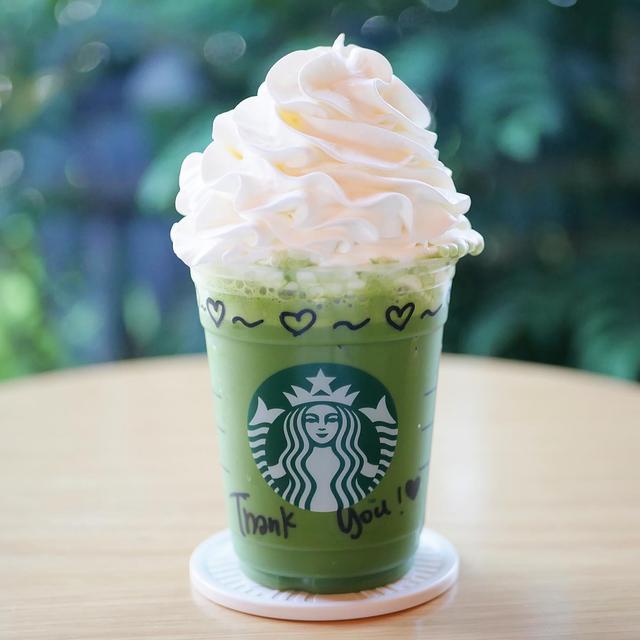 ソフトクリームみたいで可愛いッ♡【スタバ】真似したい