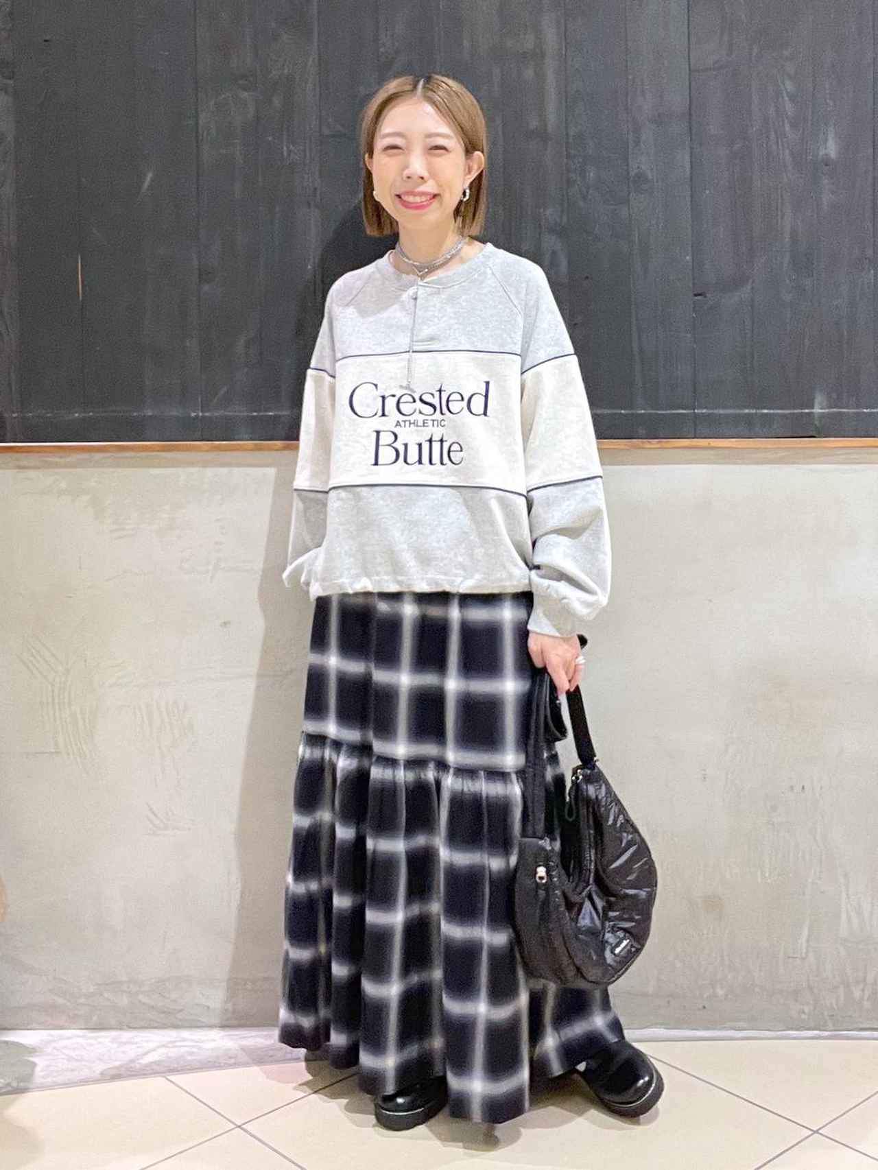 アラフォー　スカート　コーデ 