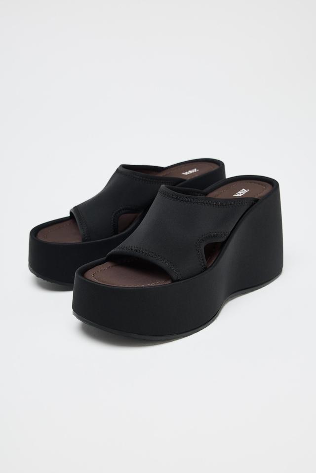 ☆ドイツ発*ZARA*新作*本革プラットフォームサンダル/SR☆ ☆ドイツ発*ZARA*新作*本革ウェッジサンダル/S-BLACK☆ (ZARA