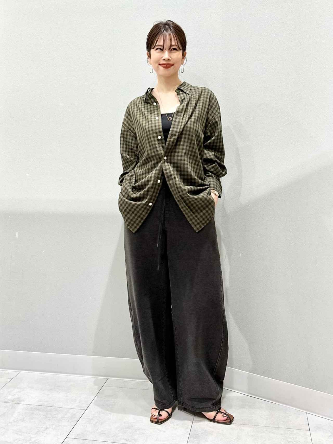 画像2: 出典：GU