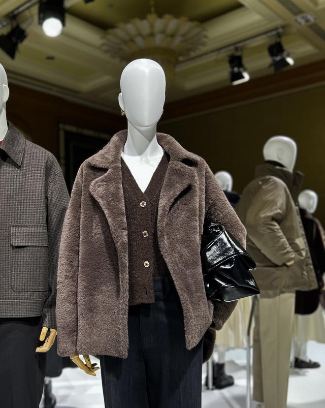 欲しいコートは【PLST】で見つかる！ 新商品発表会に桐谷美玲さんと
