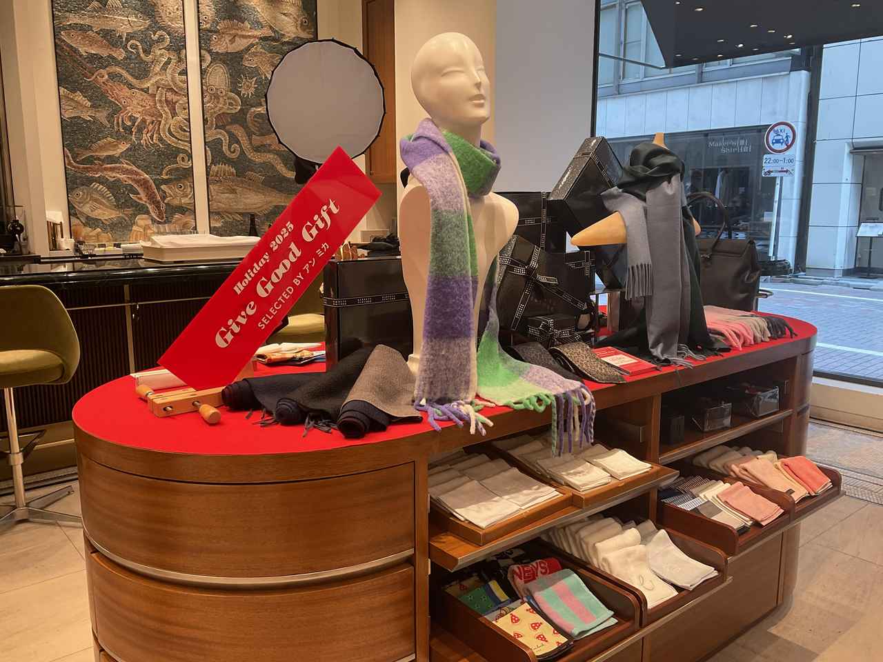 画像9: www.barneys.co.jp