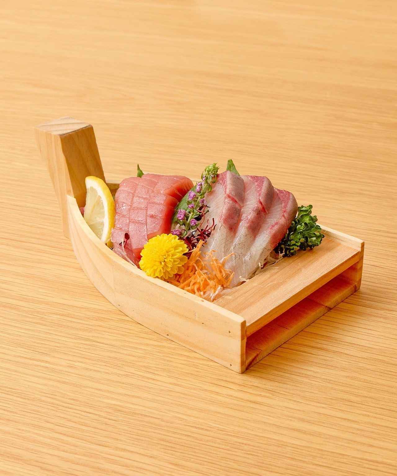 画像1: 出典：3COINS