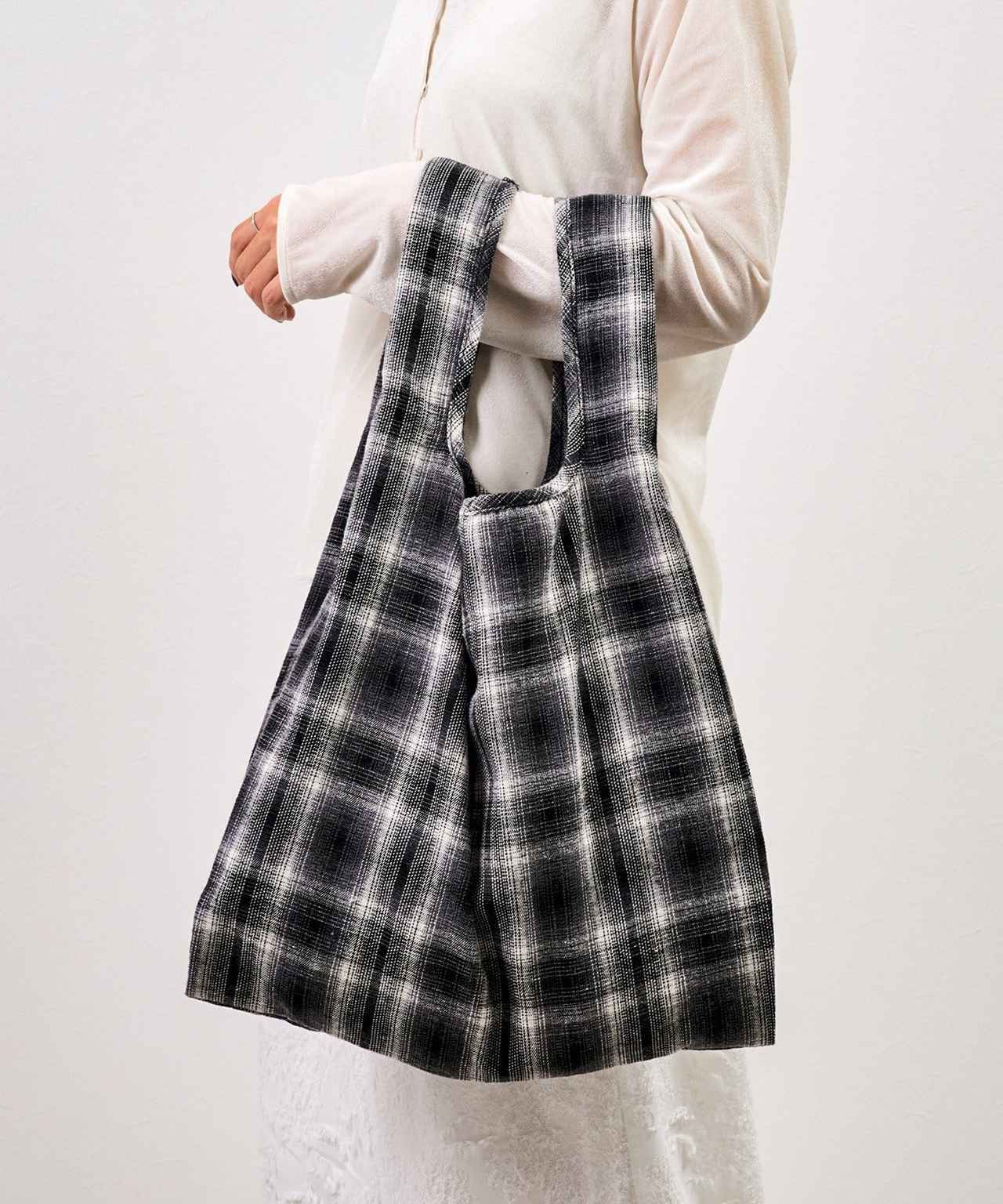 画像1: 出典：3COINS