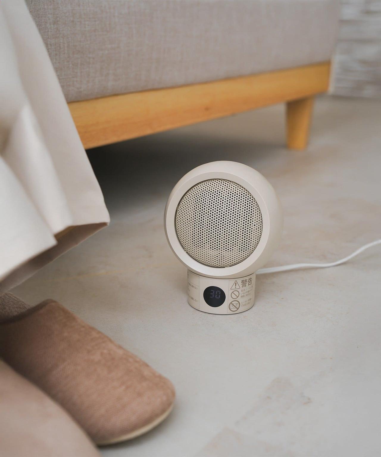 画像1: 出典：3COINS