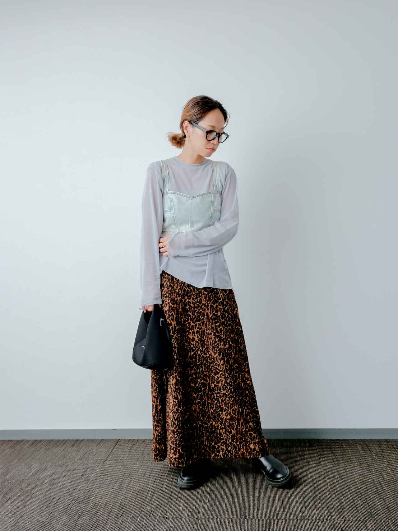 画像1: STYLE01 : 今季トレンドのアニマル柄を着こなしのアクセントに