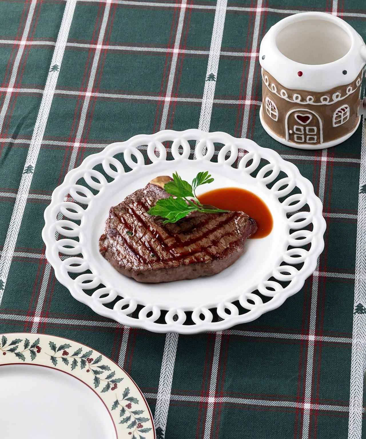 画像1: 出典：3COINS