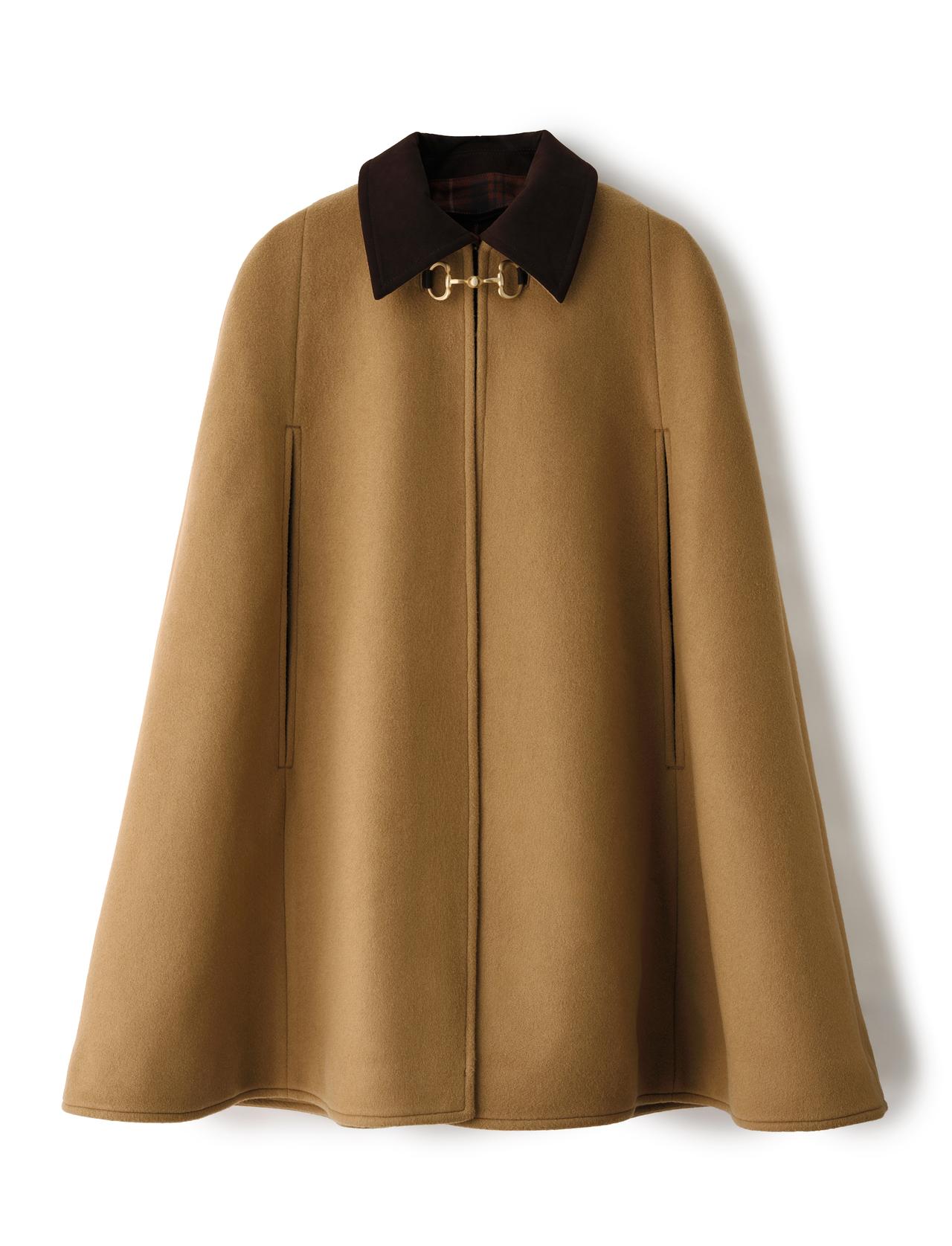 画像: ケープ（キャメル×チェック）￥95,700／aLORS 出典：alorsparis.fr