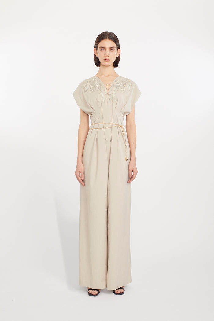 画像: Glimmer embroidered jumpsuit（MURRAL） 出典：ミューラル