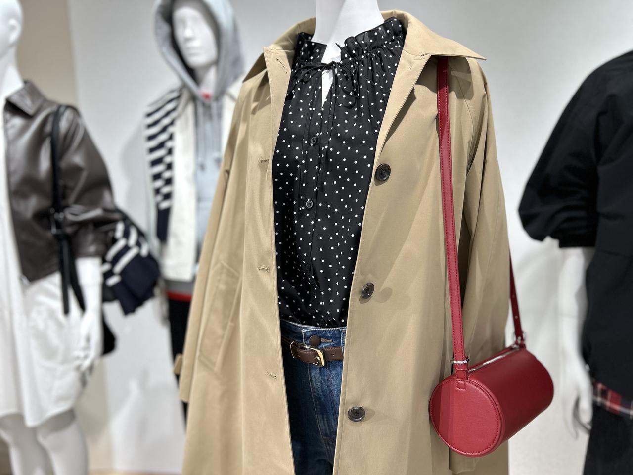 画像: 【GU】シリンダーバッグ¥2,990 www.gu-global.com