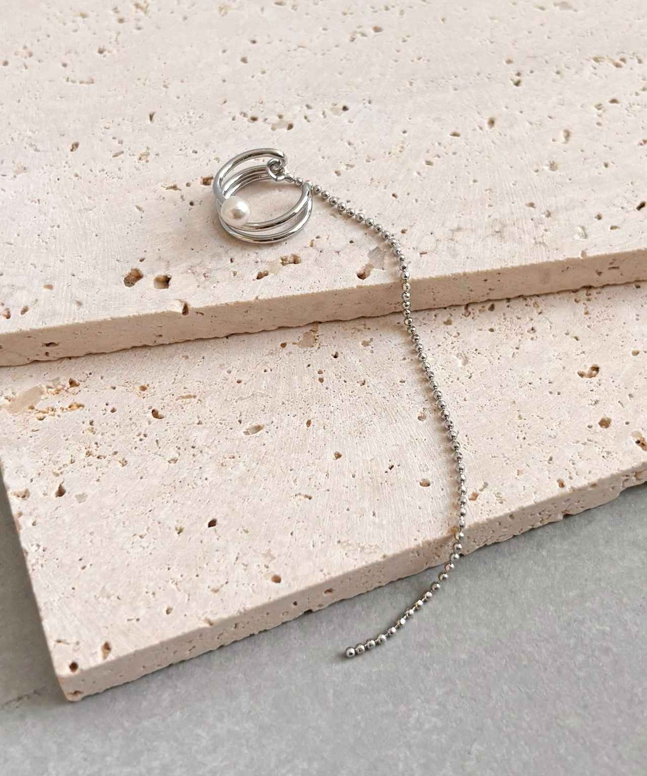 画像1: 出典：3COINS