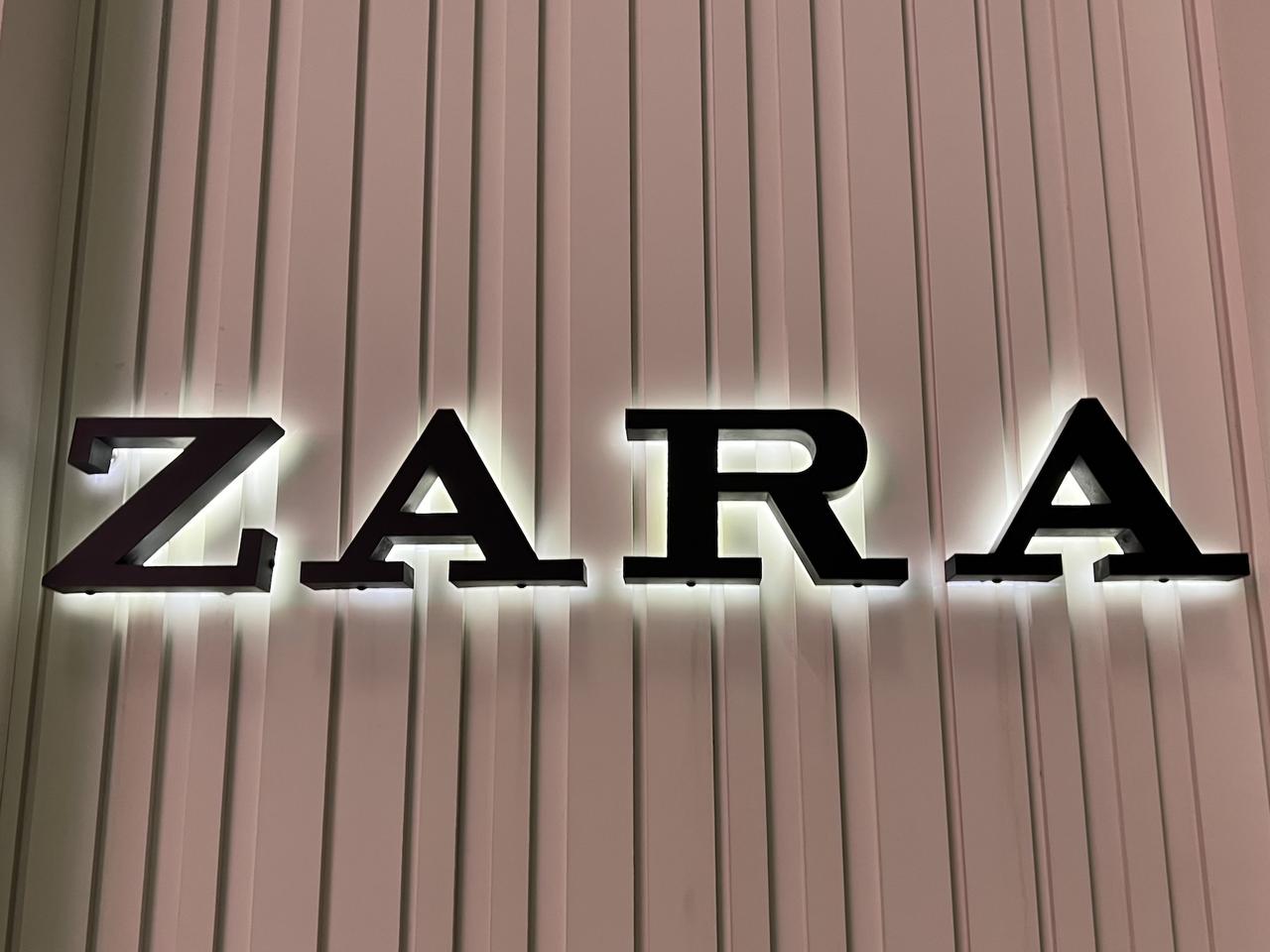 バサッと羽織るだけ！【ZARA】大人がシャレる♡「ニットジャケット