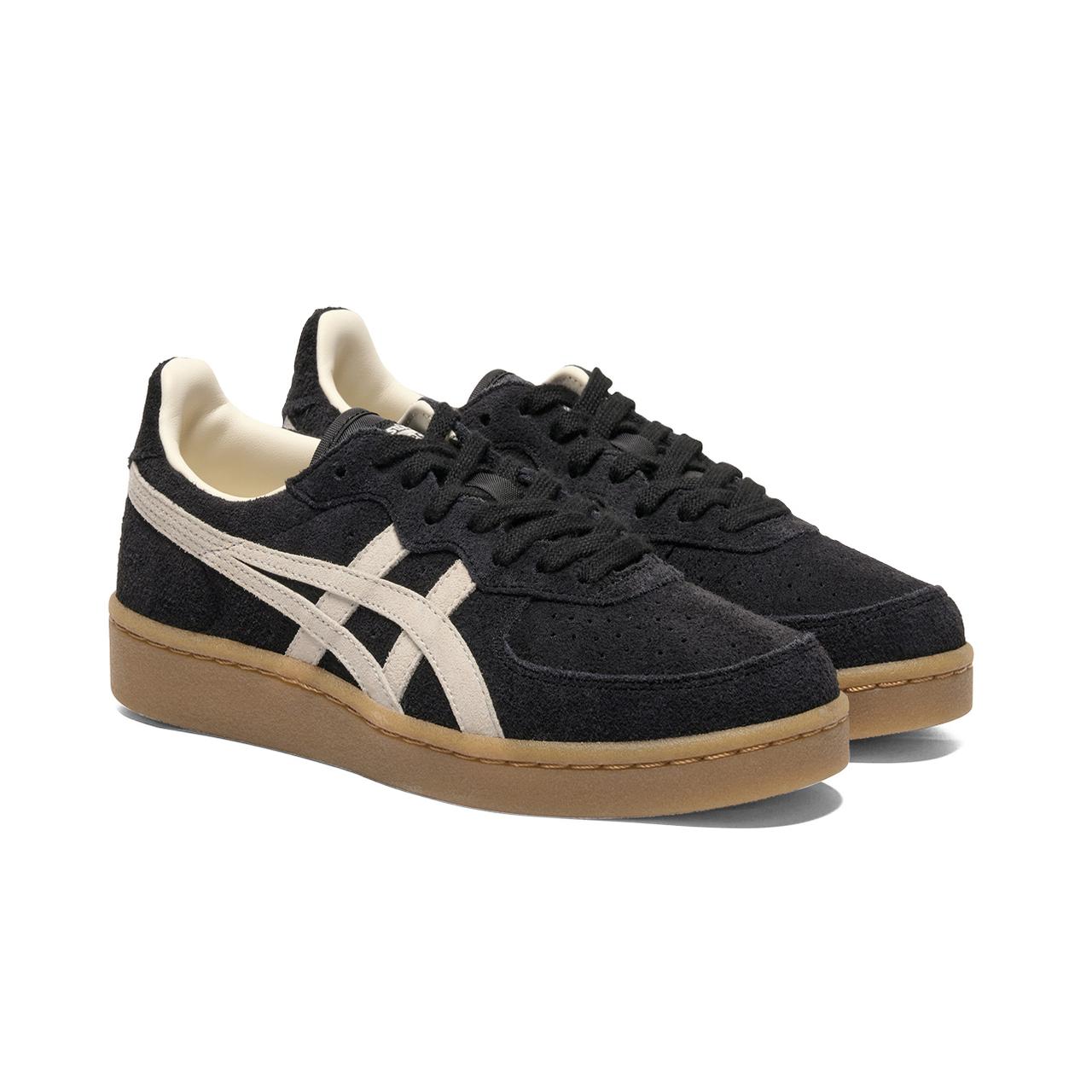 画像: GSM（BLACK/WHITE）¥16,500／オニツカタイガー 出典：www.onitsukatiger.com