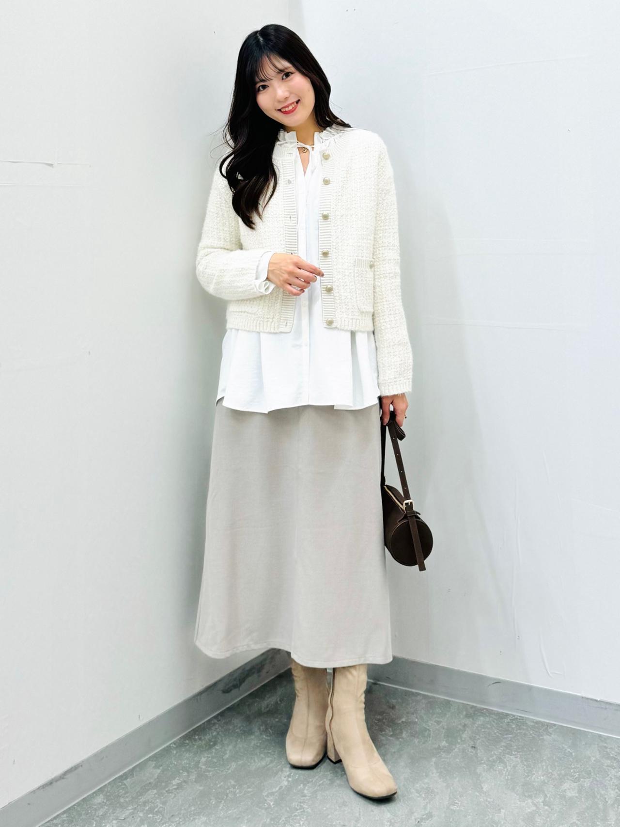 画像2: 出典：GU