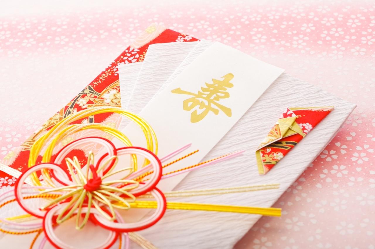 画像: ご近所さんに「また監視される！」と怯えた産後。恐る恐るドアを開けると、『予想だにしない一言』が！