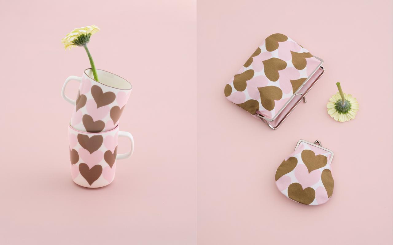 画像: 【Marimekko】左：Sydamet 2.5dl マグカップセット¥8,800、右上： Sydamet ポーチ¥5,720、右下：Sydamet ポーチ¥5,280　※すべてRakuten Fashion限定　※2026年1月30日(金)AM10:00〜Rakuten Fashionにて販売 brandavenue.rakuten.co.jp