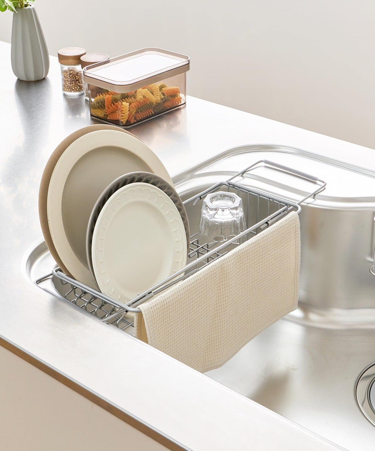 画像1: 出典：3COINS