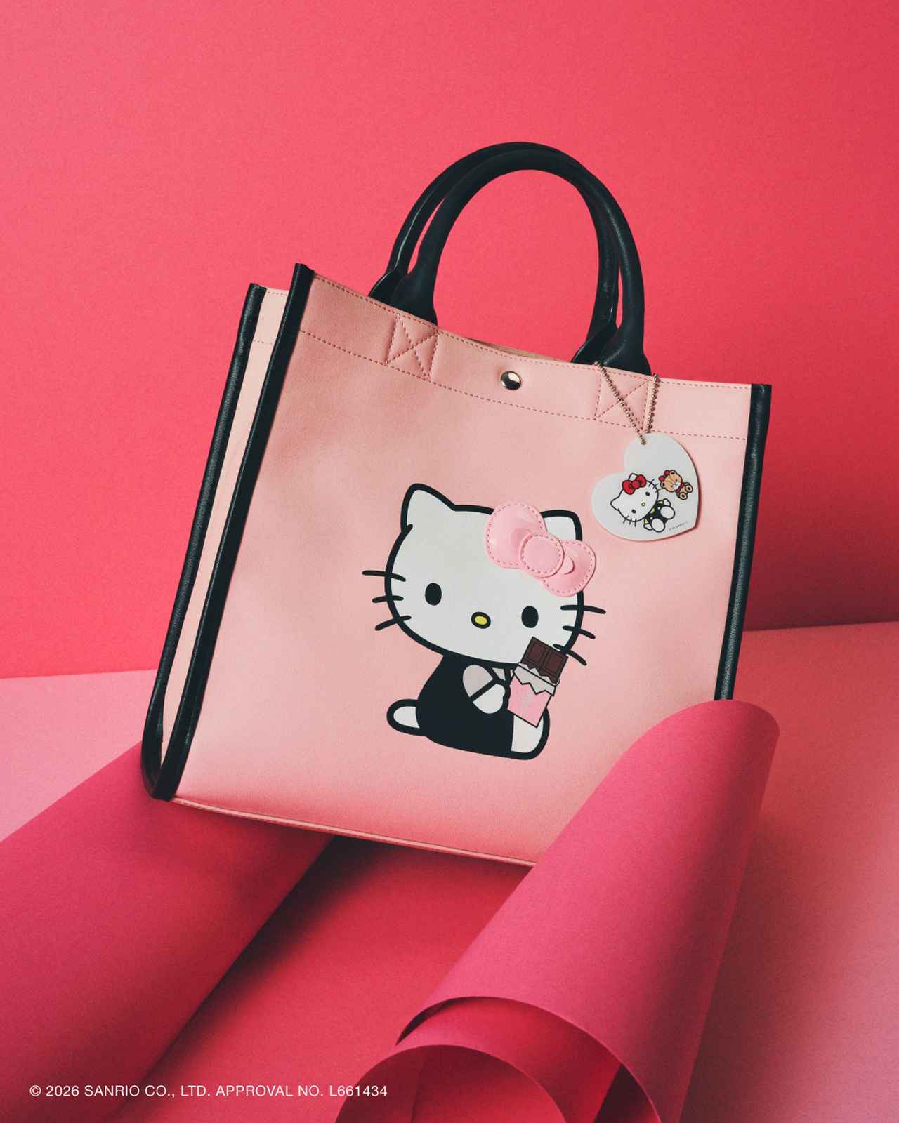 画像1: 【ROPÉ PICNIC×HELLO KITTY】アクリルチャーム付きトートバッグ［縦26.2×横25.5×マチ10㎝］¥5,489 www.junonline.jp