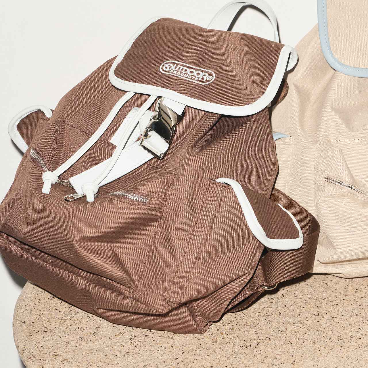 画像: 「別注 配色デザイン ミニリュック」￥12,650【アウトドア プロダクツ】 出典：ファーストハンド