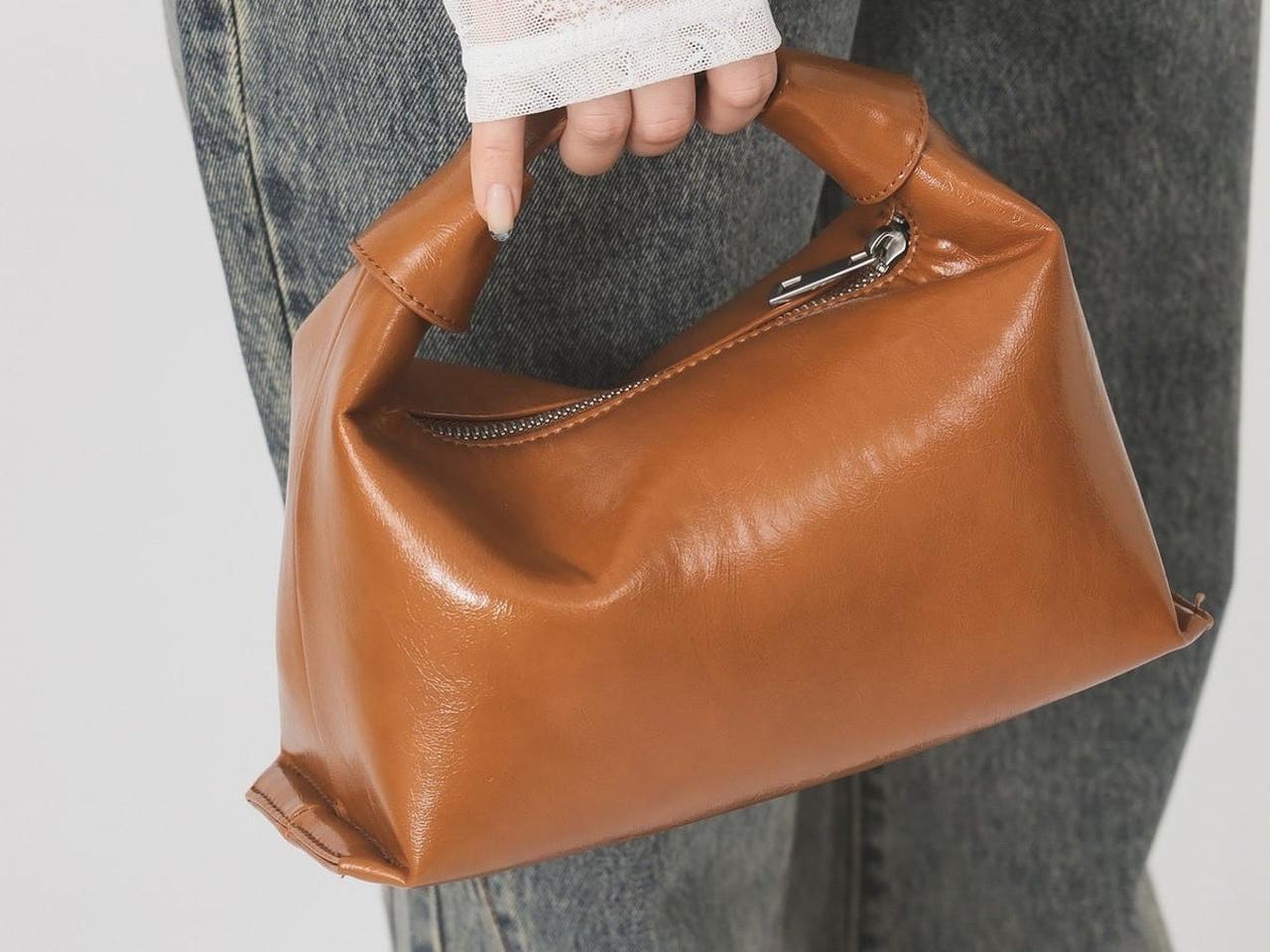 画像: 「2Way ワンハンドル BAG」￥11,000 出典：レイ ビームス