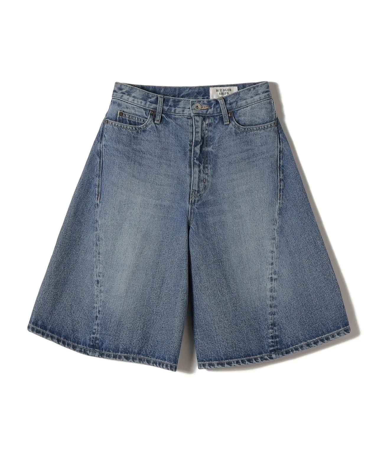 画像: 「バミューダ ショーツ」￥15,950【ビット ブルー × シップス】 出典：シップス