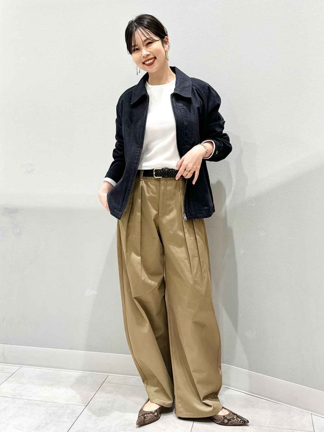 画像2: 出典：GU