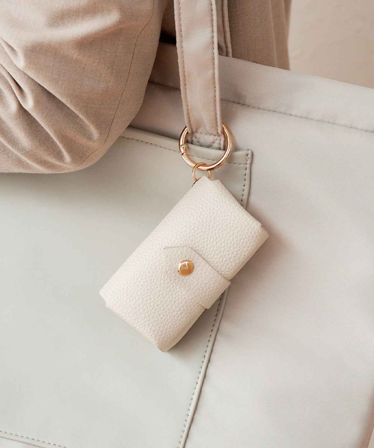 画像2: 出典：3COINS