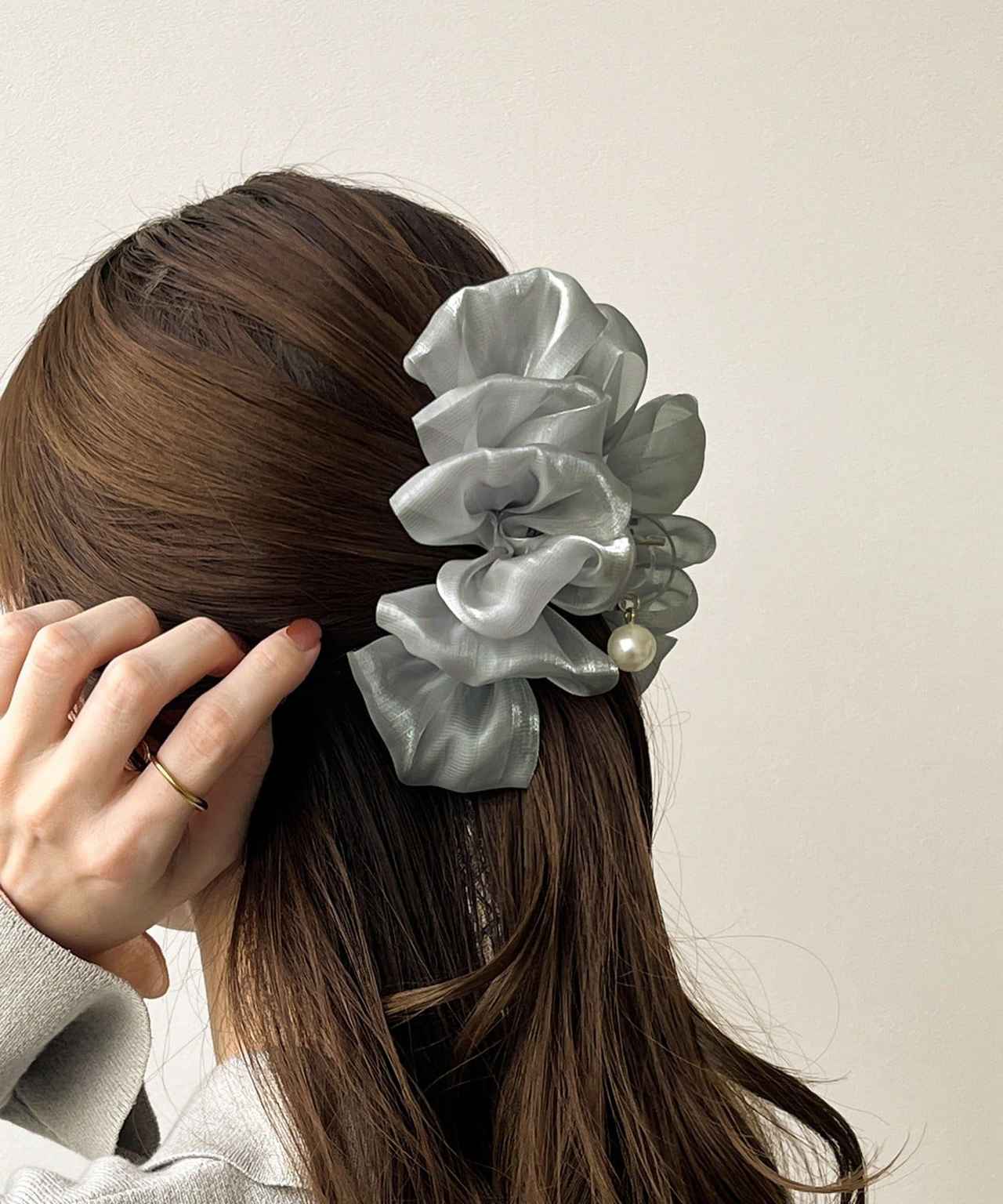 画像1: 出典：3COINS