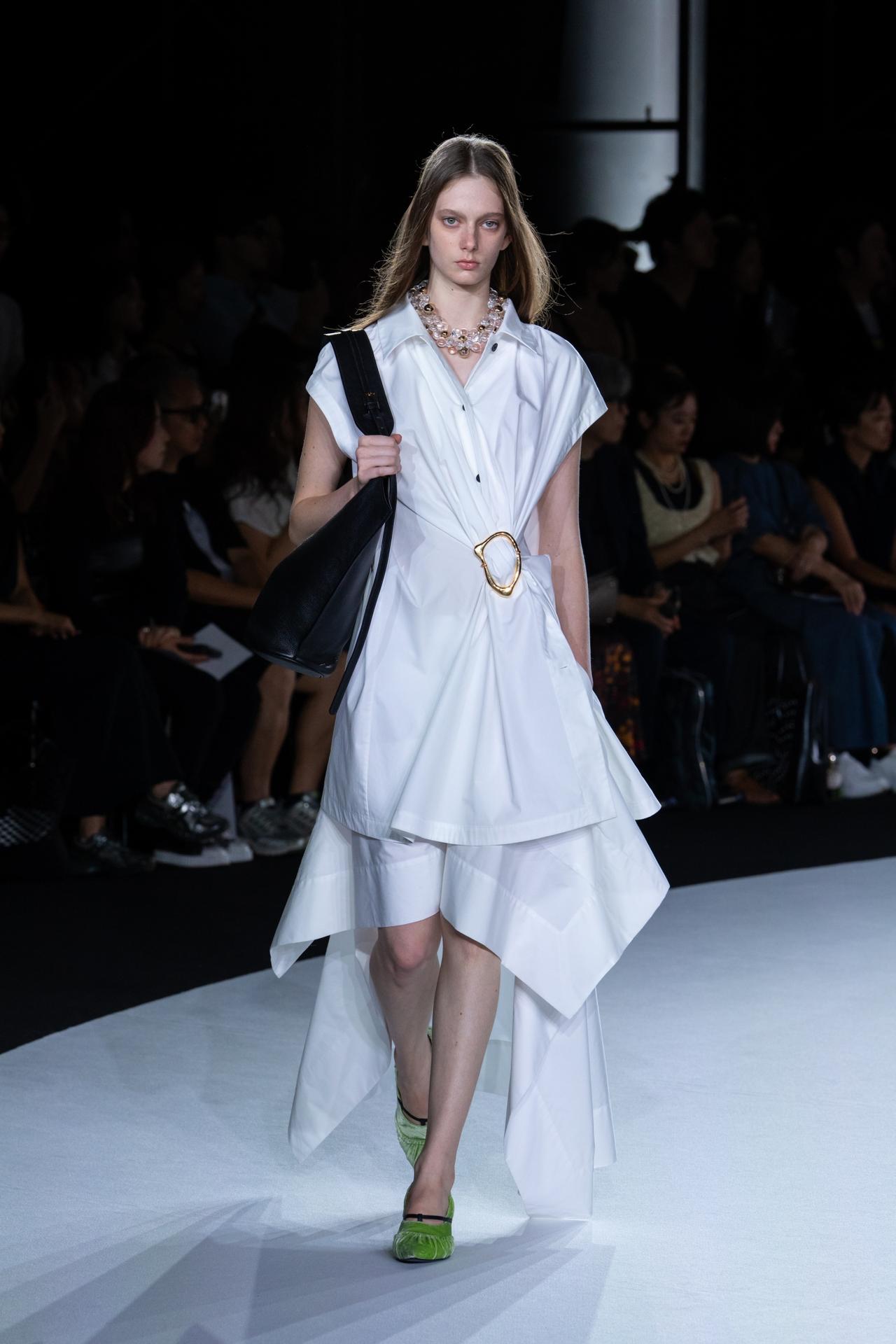 画像: HARUNOBUMURATA 2026年春夏コレクション 出典：ハルノブムラタ