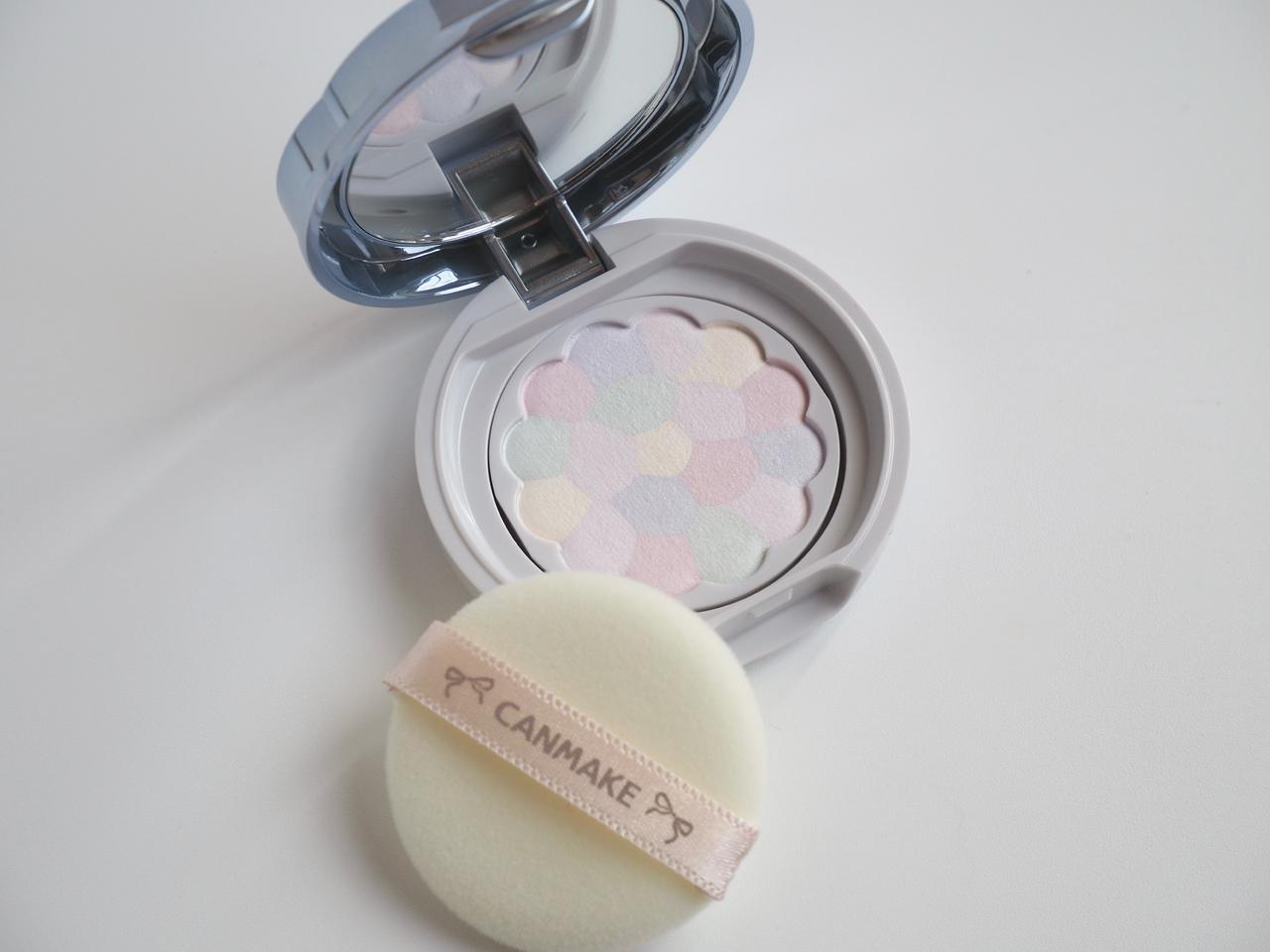 画像: 【キャンメイク】「イルミネイティングフィニッシュパウダー ～Abloom～ mini」01 ハイドレンジアガーデン¥880（税込）