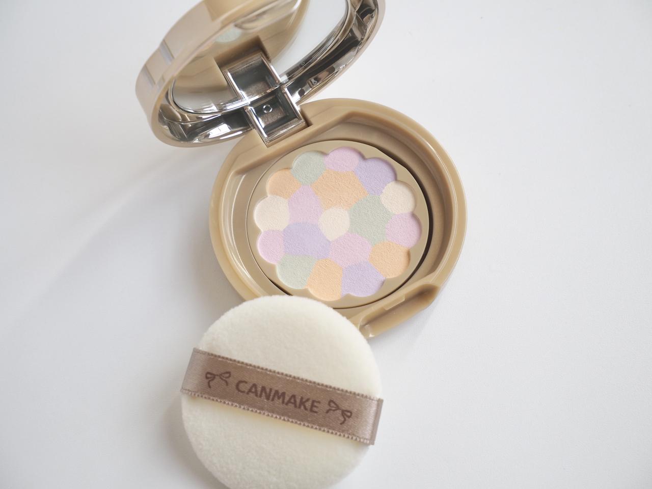 画像: 【キャンメイク】「マシュマロフィニッシュパウダー ～Abloom～ mini」01 ディアレストブーケ　¥880（税込）