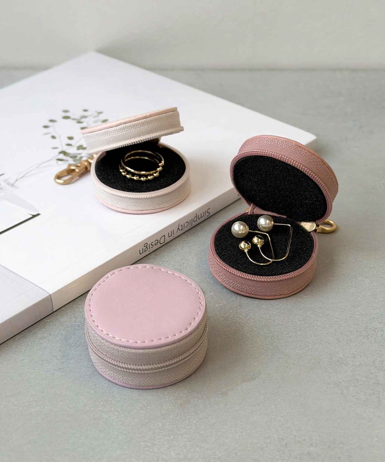 画像2: 出典：3COINS