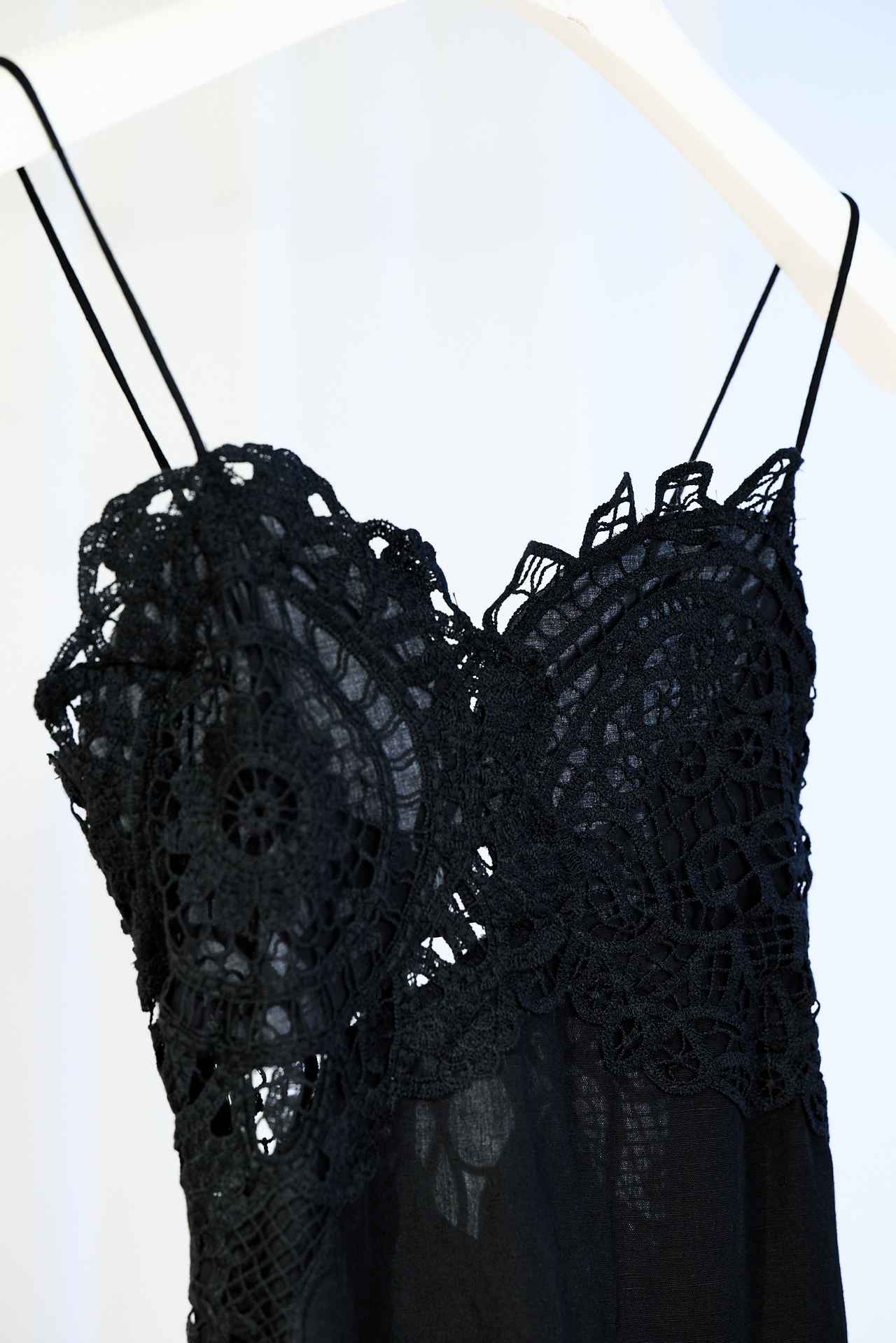 画像: 【H&M EDITION】キャミソールドレス¥12,999 www2.hm.com