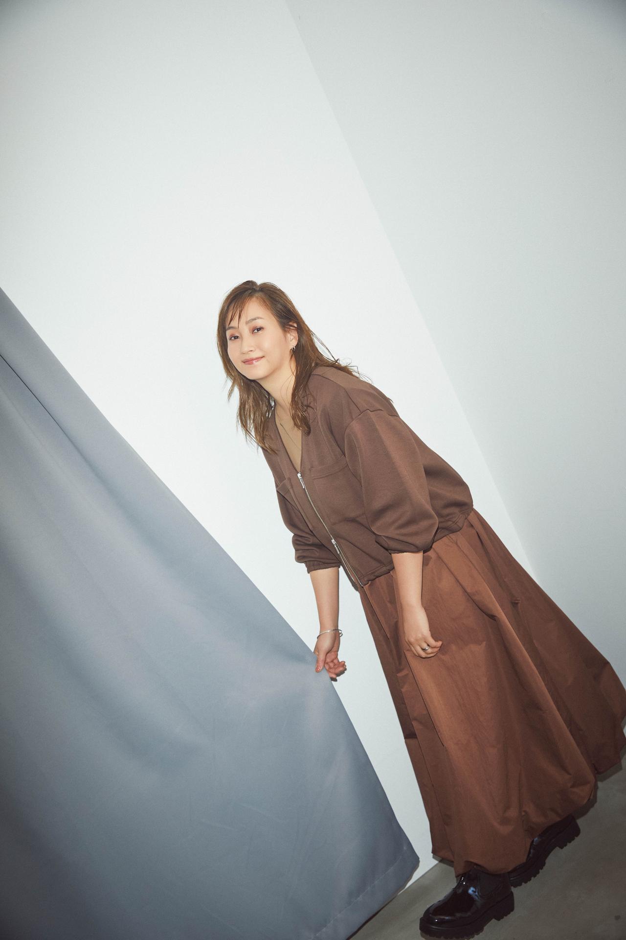 画像: 注目アイテム２：ボンディングカーディガンワンピースセット　¥16,995