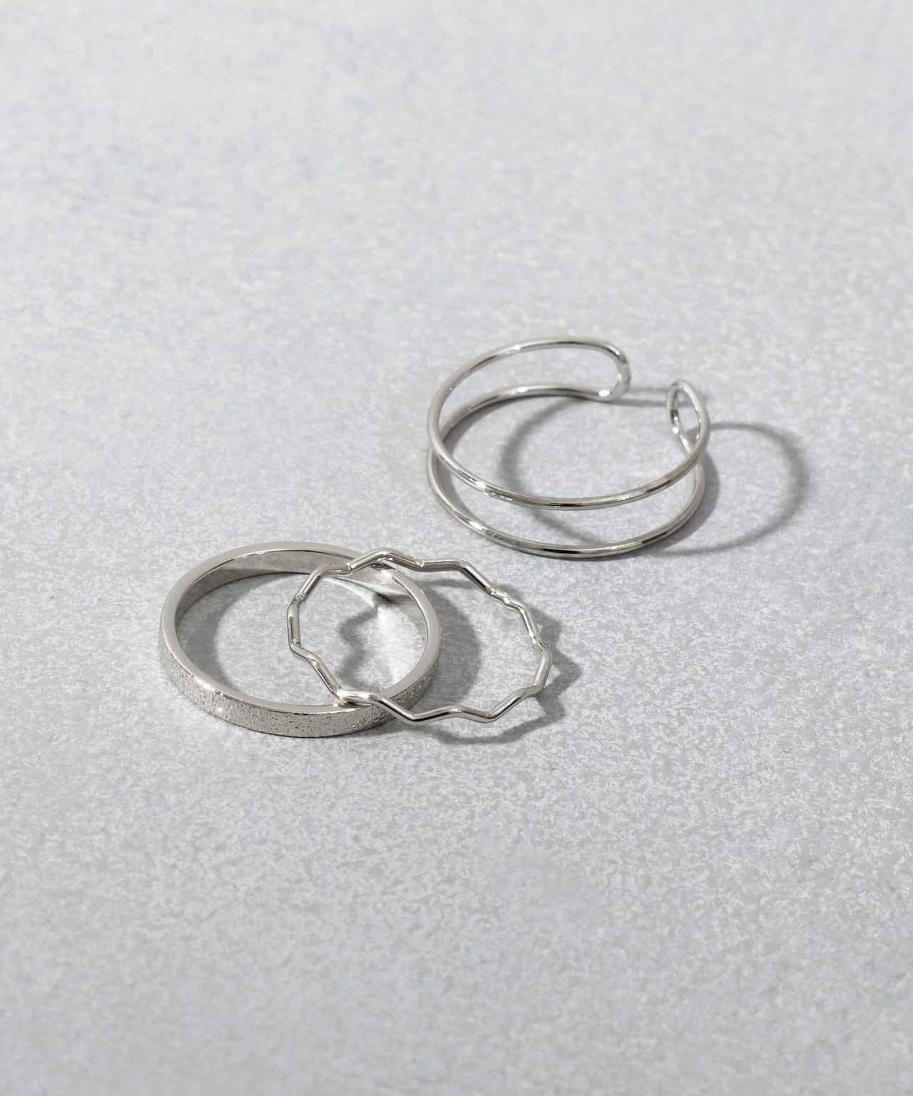 画像1: 出典：3COINS