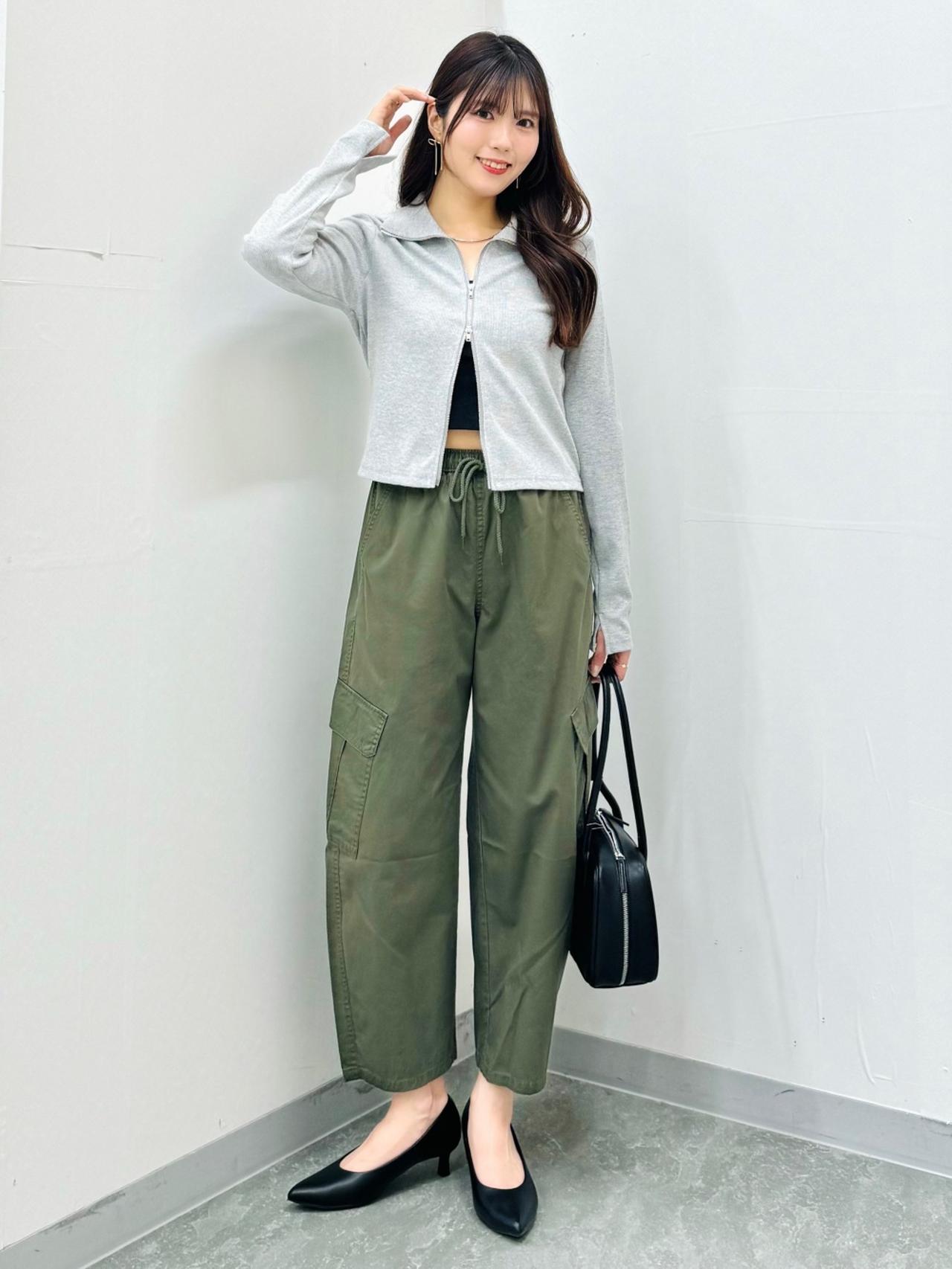 画像2: 出典：GU