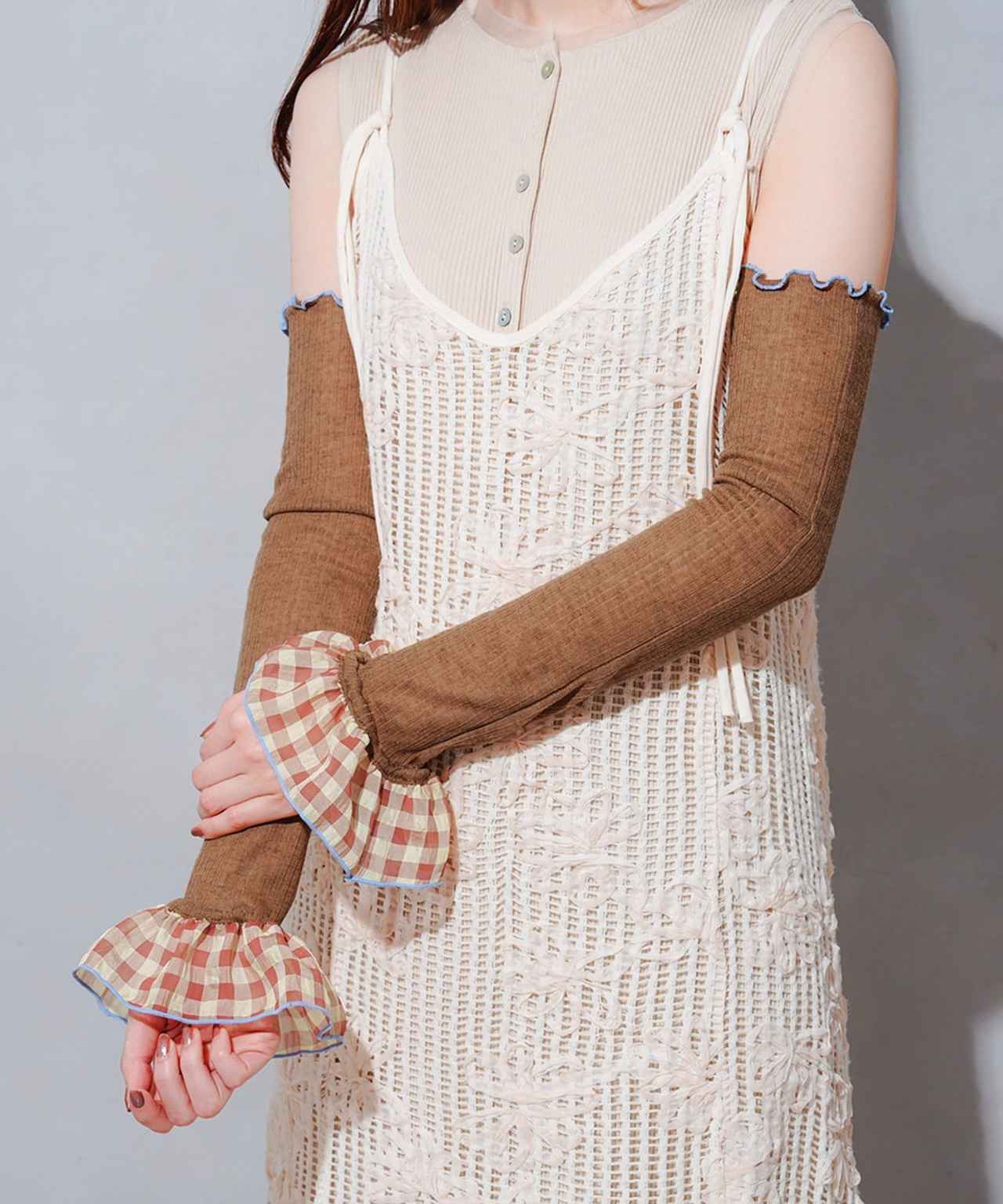 画像1: 出典：3COINS