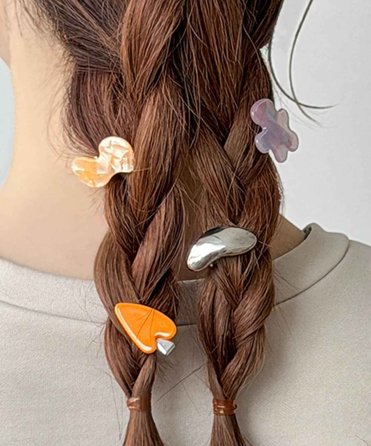 画像1: 出典：3COINS