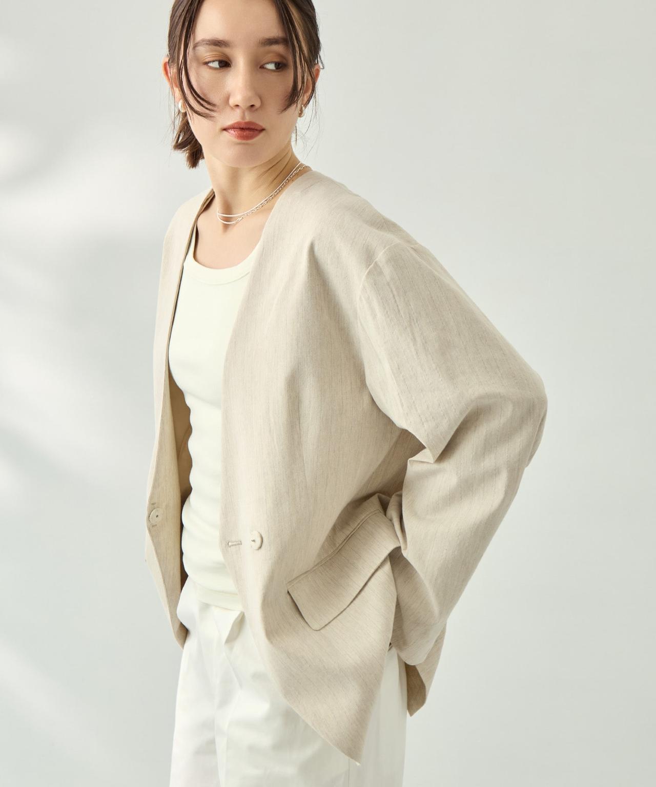 画像: 「コットンリネンノーカラージャケット」￥35,200 出典：キータイムズ