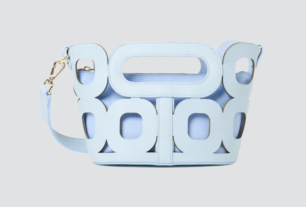 画像: ANELLI HANDLES MINI バッグ SKY￥68,200 store.aman.ne.jp