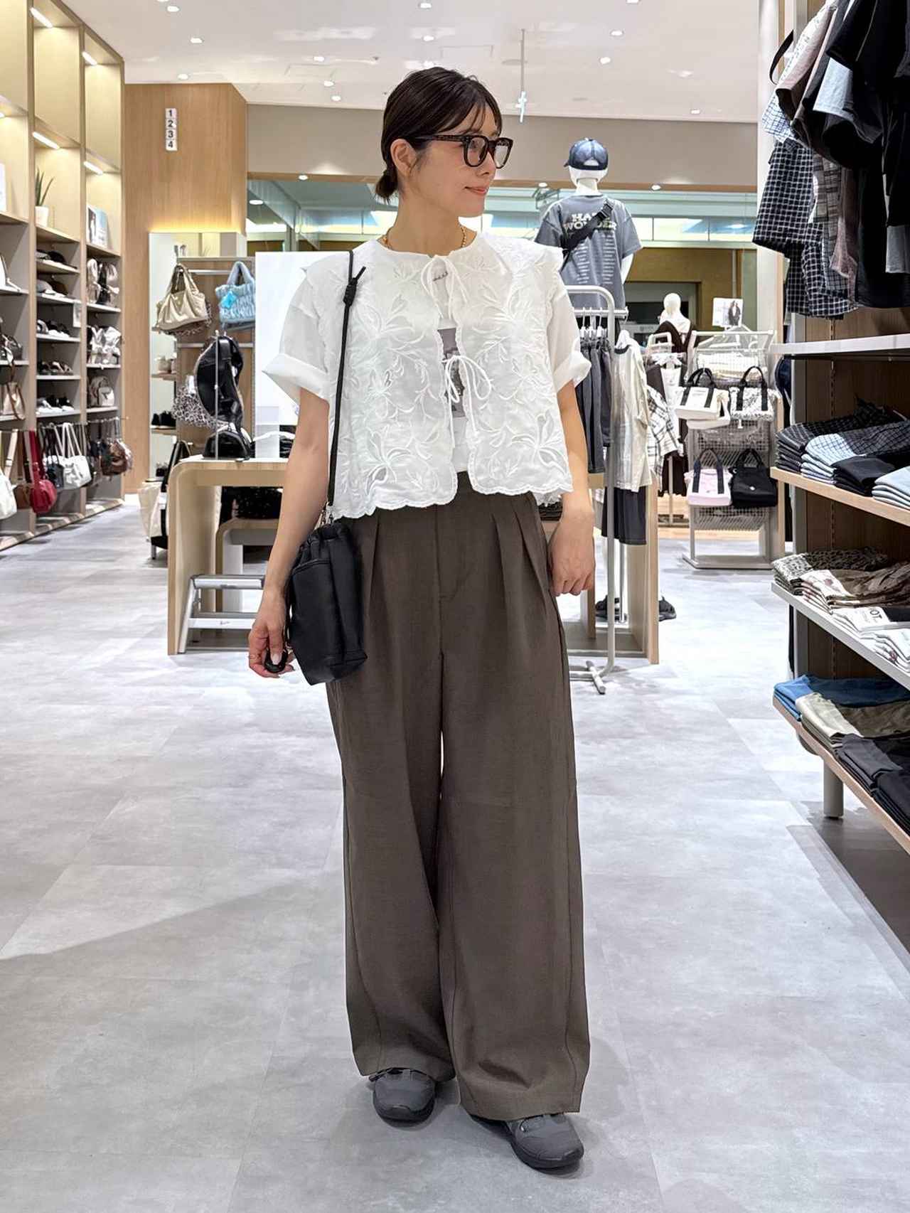 画像1: 出典：and ST